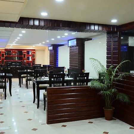 Tip Top Plaza Hotel Jaipur Eksteriør billede
