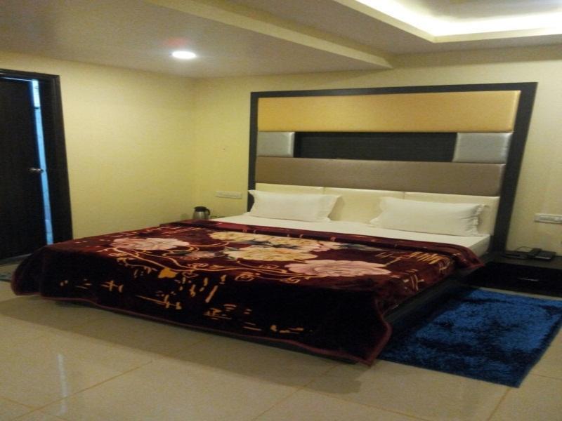 Tip Top Plaza Hotel Jaipur Eksteriør billede