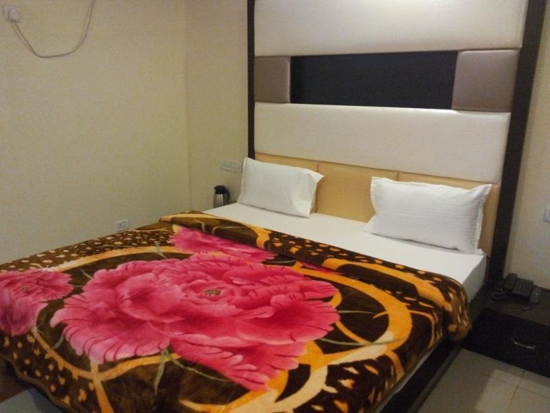 Tip Top Plaza Hotel Jaipur Eksteriør billede